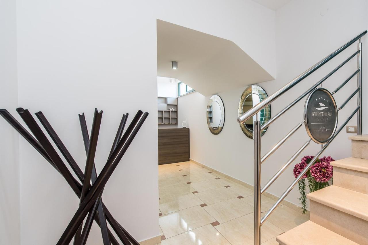 Ferienwohnung Pool Terrace Sea View Sarkic Novalja Exterior foto